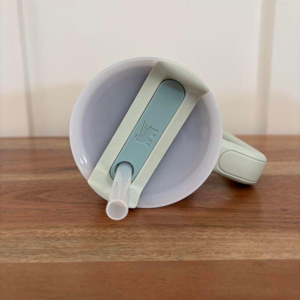 Stanley Dinnerware - Picture 3 of 5